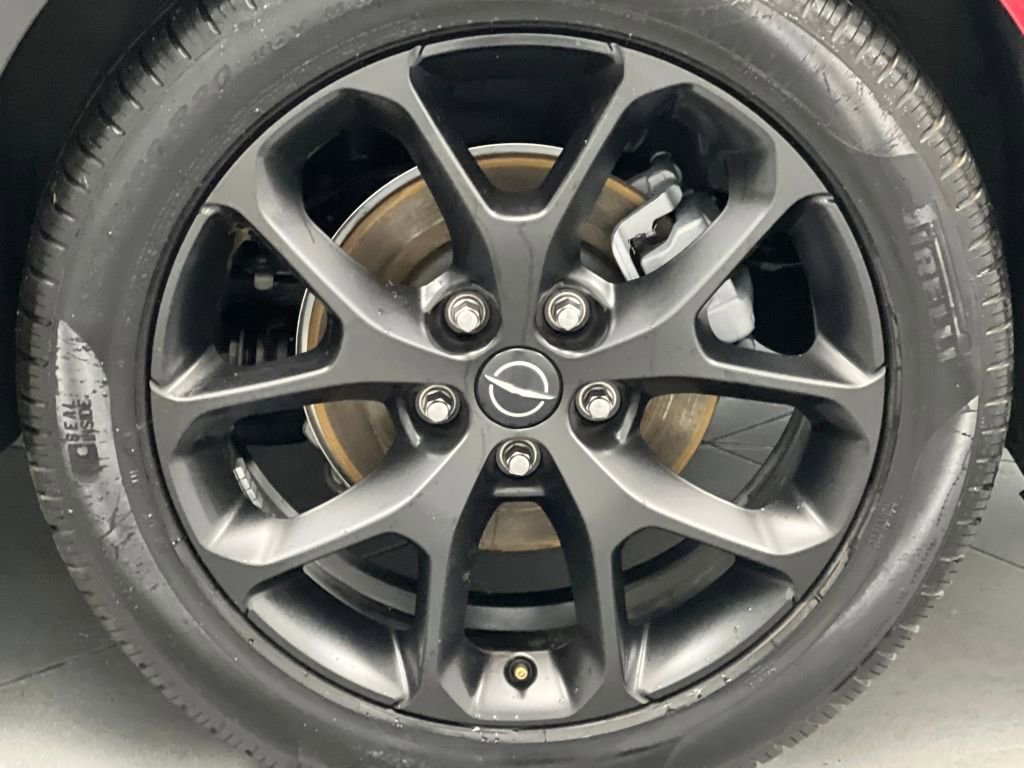 Used 2025 Chrysler Pacifica Limited image 80