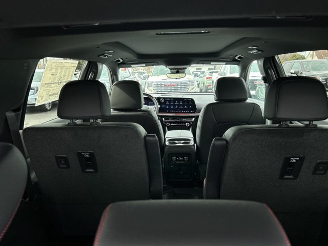 New 2026 Chevrolet Traverse RS w/ LPO, Floor Liner Package FWD image 13