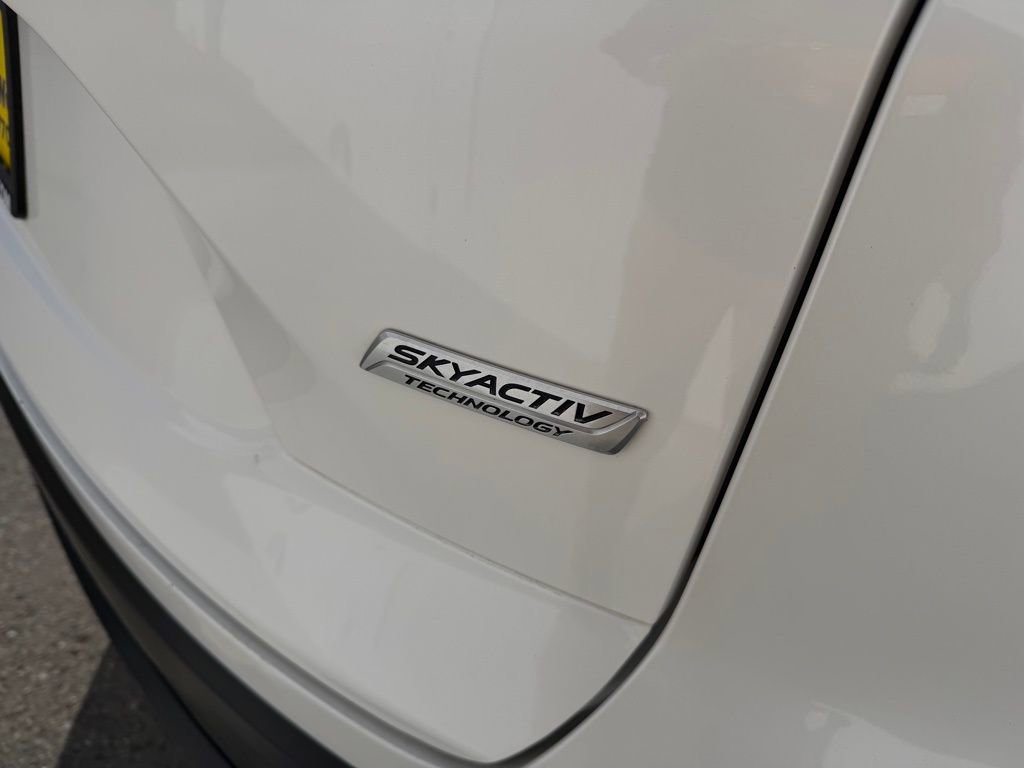 Used 2017 MAZDA CX-9 Touring AWD/4WD image 12