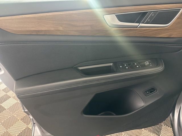 Used 2024 Volkswagen Atlas SE image 21