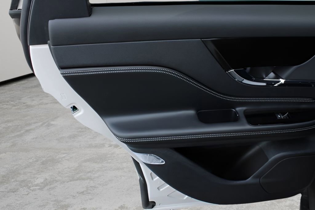 Used 2022 Lincoln Corsair Grand Touring w/ Elements Technology Bundle image 20