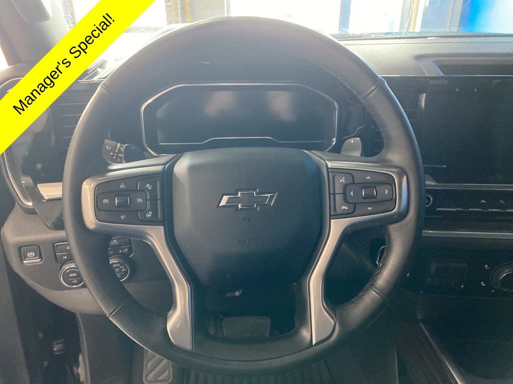 Used 2025 Chevrolet Silverado 1500 RST w/ Convenience Package II AWD/4WD image 22