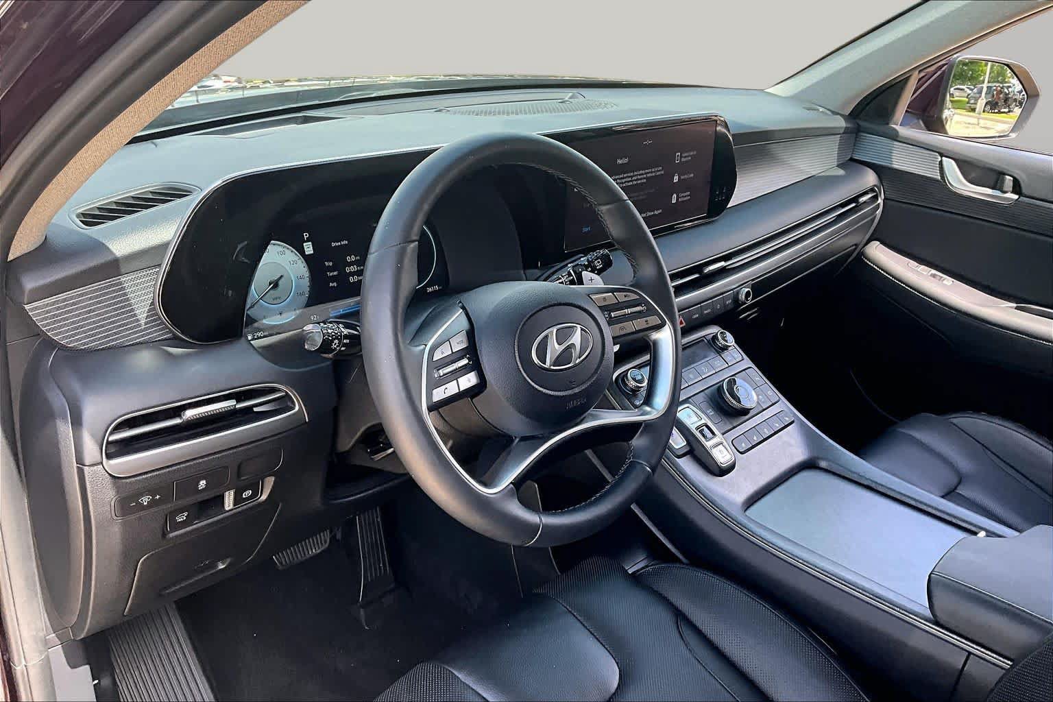 Used 2023 Hyundai Palisade Limited FWD image 16