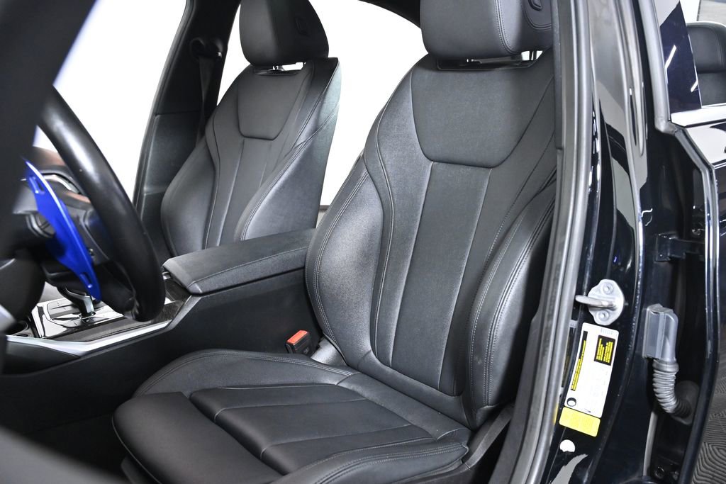 Used 2021 BMW 330i Sedan w/ Driving Assistance Package image 24