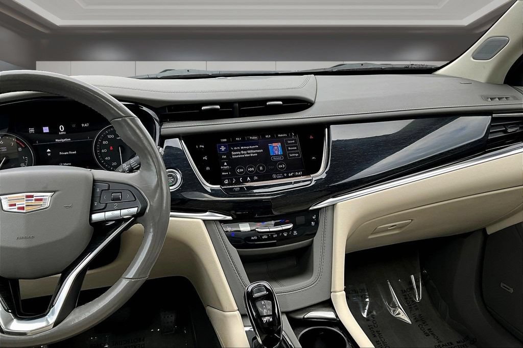 Certified 2024 Cadillac XT6 Premium Luxury w/ Technology Package AWD/4WD image 9
