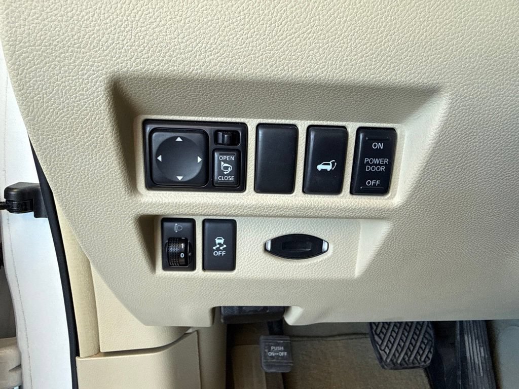 Used 2012 INFINITI FX35 AWD w/ Premium Pkg image 17