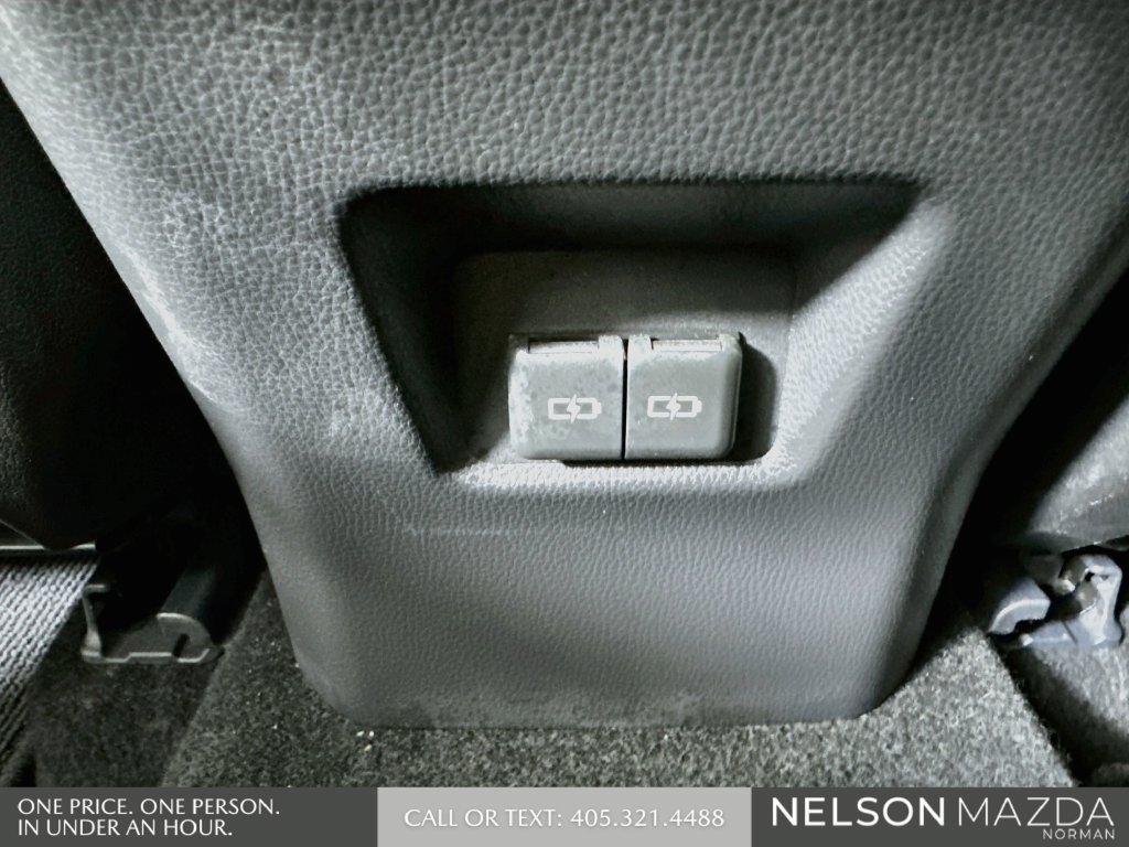 Used 2024 Toyota RAV4 XLE Premium FWD image 34