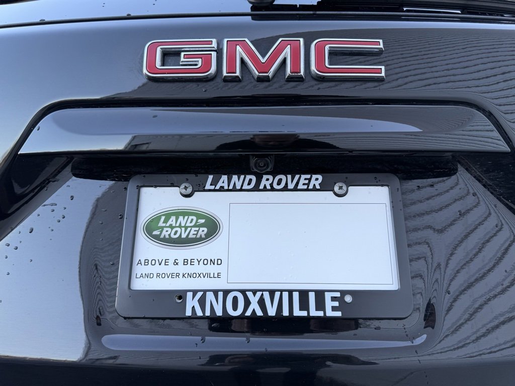 Used 2024 GMC Terrain SLE w/ Driver Convenience Package image 17