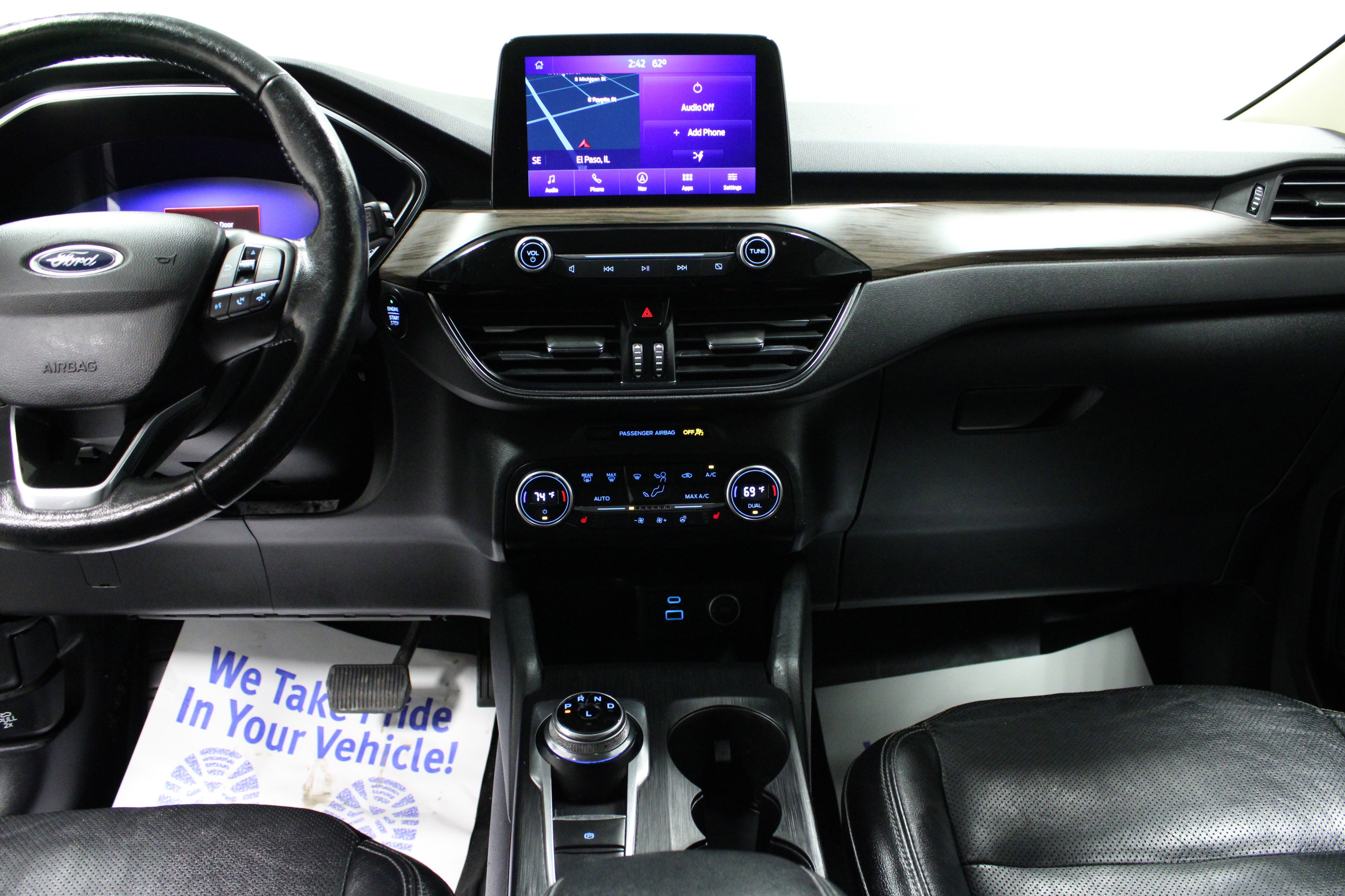 Used 2020 Ford Escape Titanium image 18