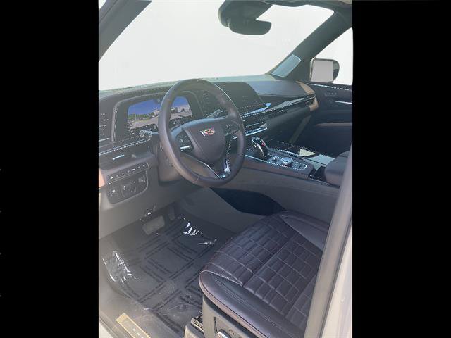 Certified 2024 Cadillac Escalade Sport Platinum w/ Heavy-Duty Trailer Package AWD/4WD image 11