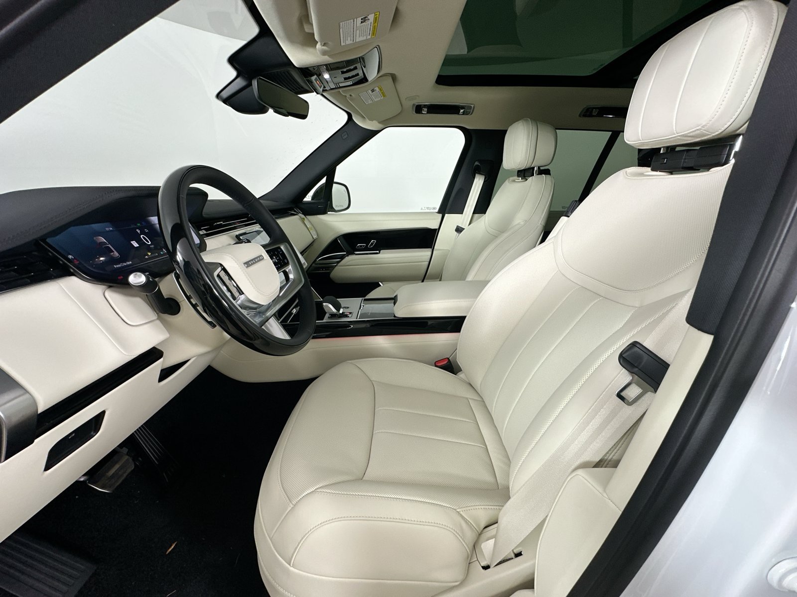 New 2026 Land Rover Range Rover SE AWD/4WD image 32