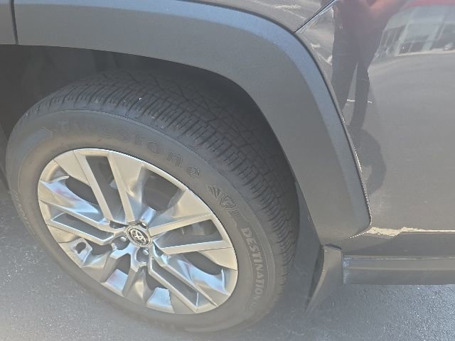 Used 2023 Toyota RAV4 XLE Premium FWD image 13