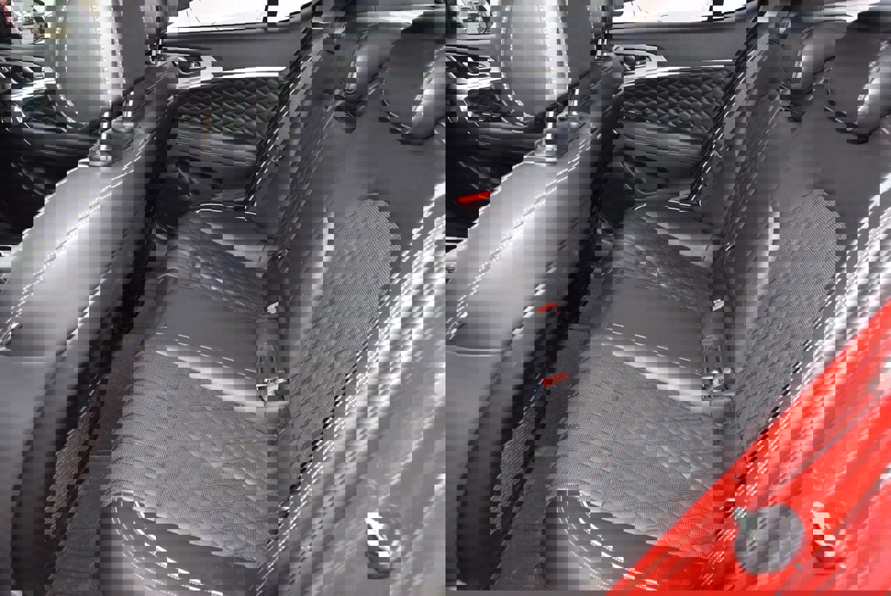 Used 2019 Genesis G70 2.0T Advanced w/ Dynamic Package image 11