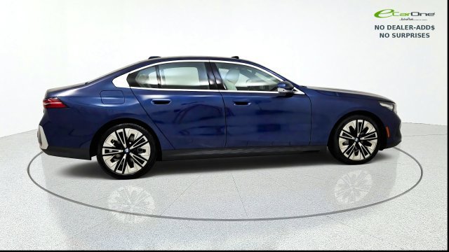 Used 2026 BMW 540i xDrive AWD/4WD image 10