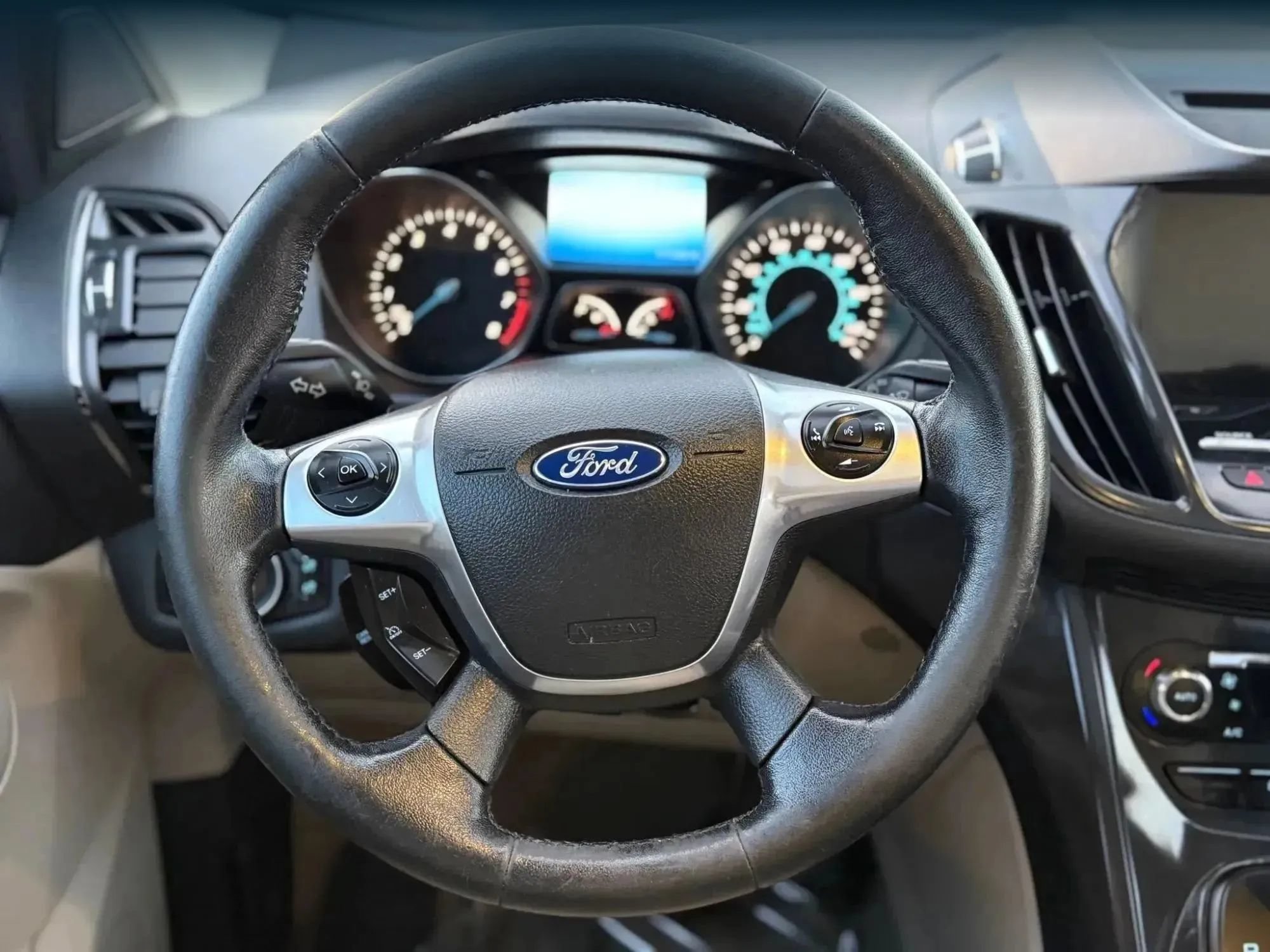 Used 2016 Ford Escape Titanium AWD/4WD image 25