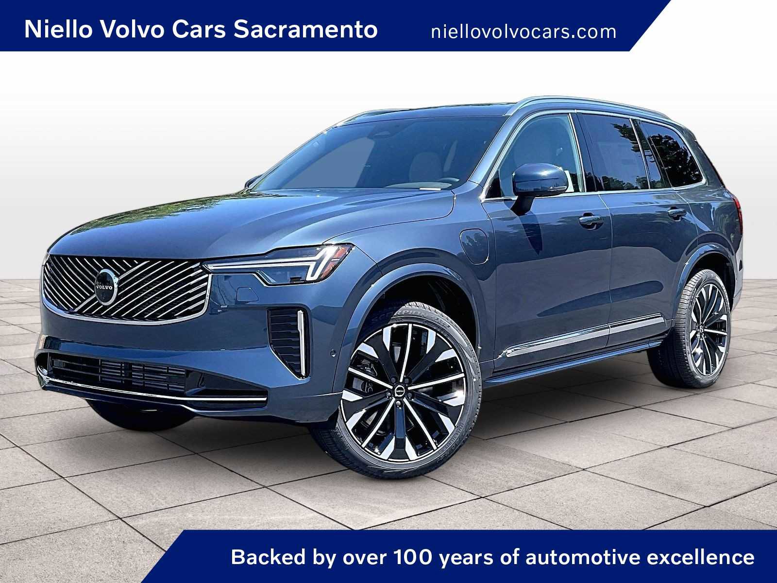 New 2026 Volvo XC90 T8 Plus w/ Protection Package AWD/4WD image 1