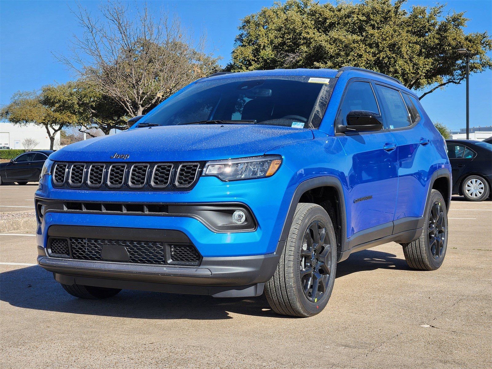 New 2026 Jeep Compass Latitude image 2