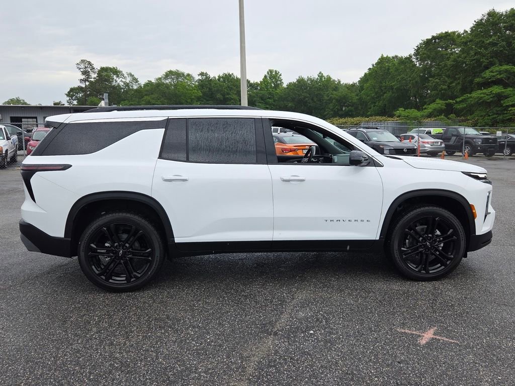 New 2026 Chevrolet Traverse LT w/ Driver Confidence Package FWD image 12