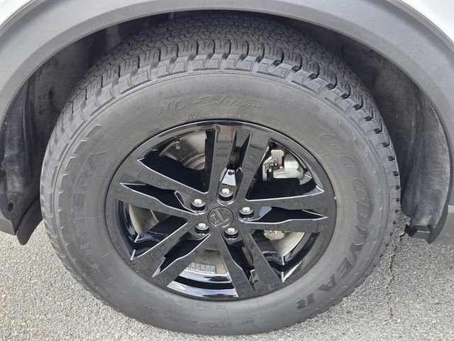 Certified 2022 Ford Explorer XLT w/ Equipment Group 202A AWD/4WD image 17