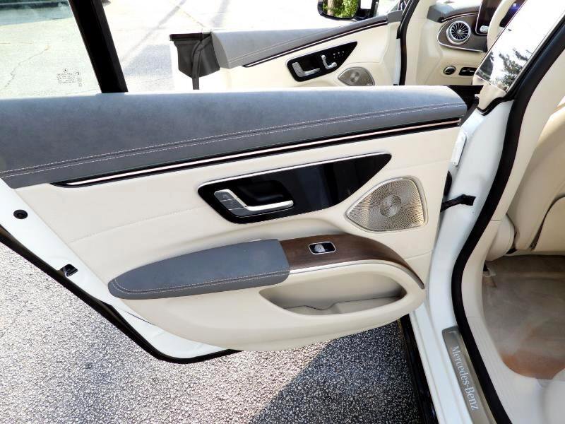 Used 2022 Mercedes-Benz EQS 450+ Sedan image 34
