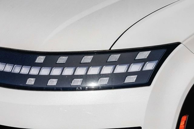 New 2026 Hyundai Ioniq 9 S image 8