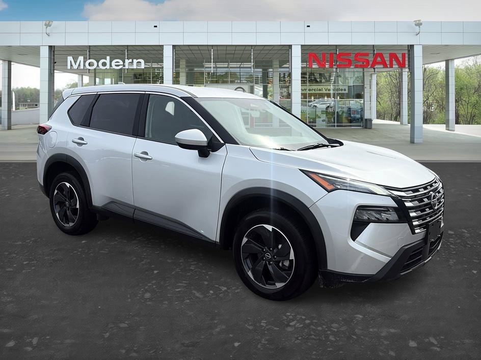 Certified 2025 Nissan Rogue SV AWD/4WD image 7