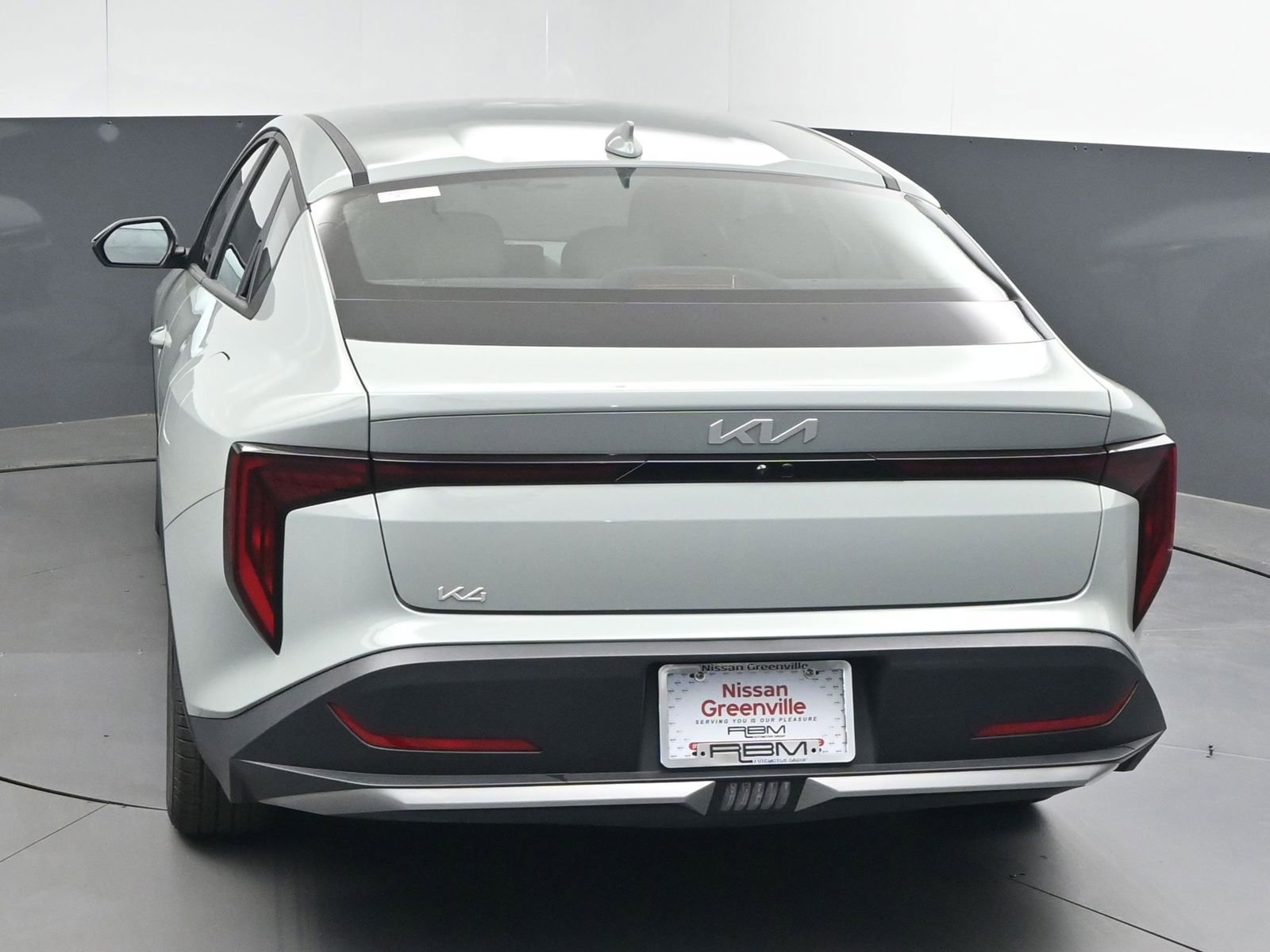 Used 2025 Kia K4 LXS FWD image 6