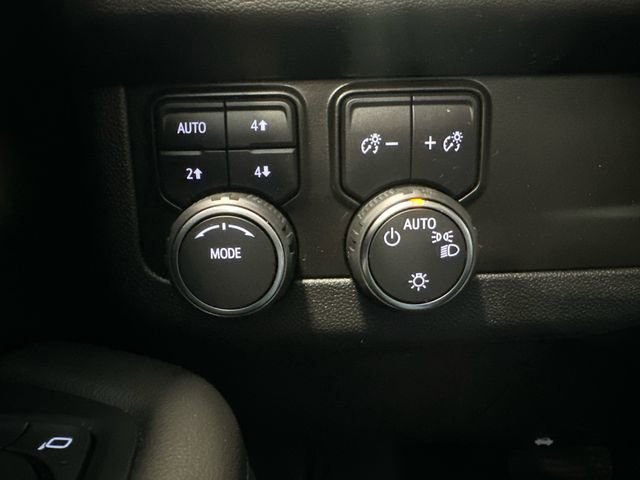 Used 2021 Chevrolet Suburban Z71 w/ Rear Media and Nav Package image 29