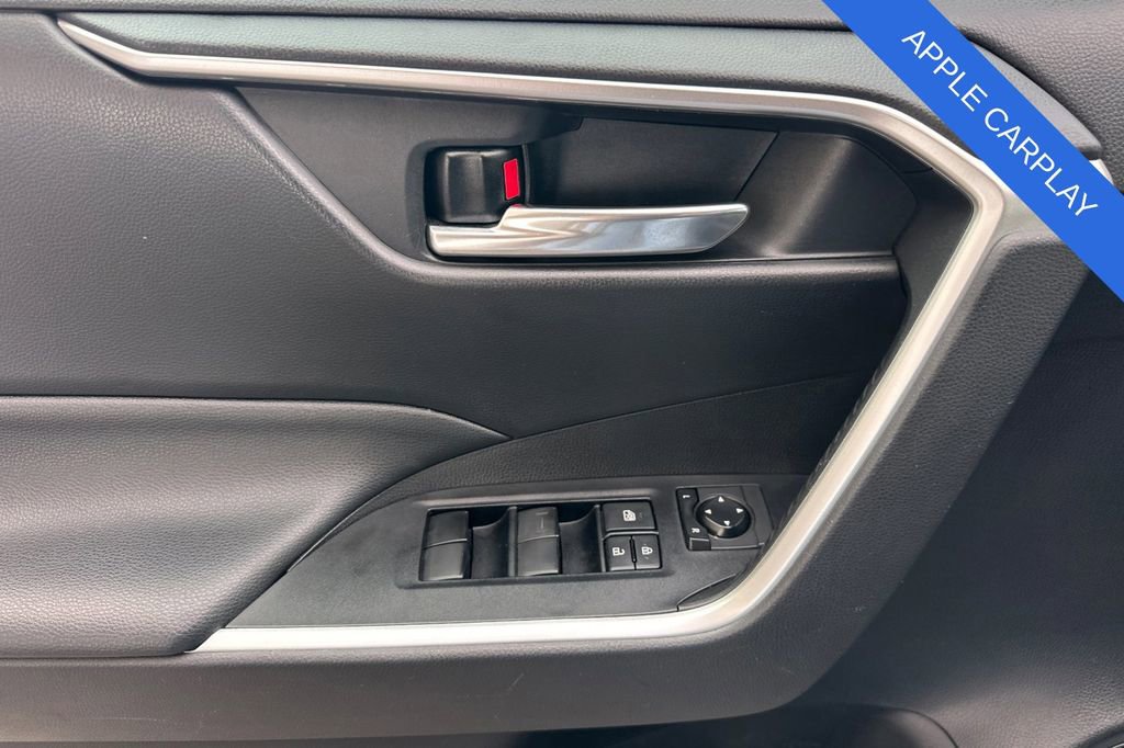 Used 2021 Toyota RAV4 XLE w/ Carpet Mat Package (TMS) image 11