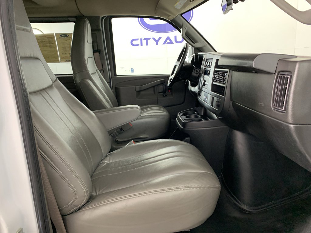 Used 2023 Chevrolet Express 3500 LS image 35