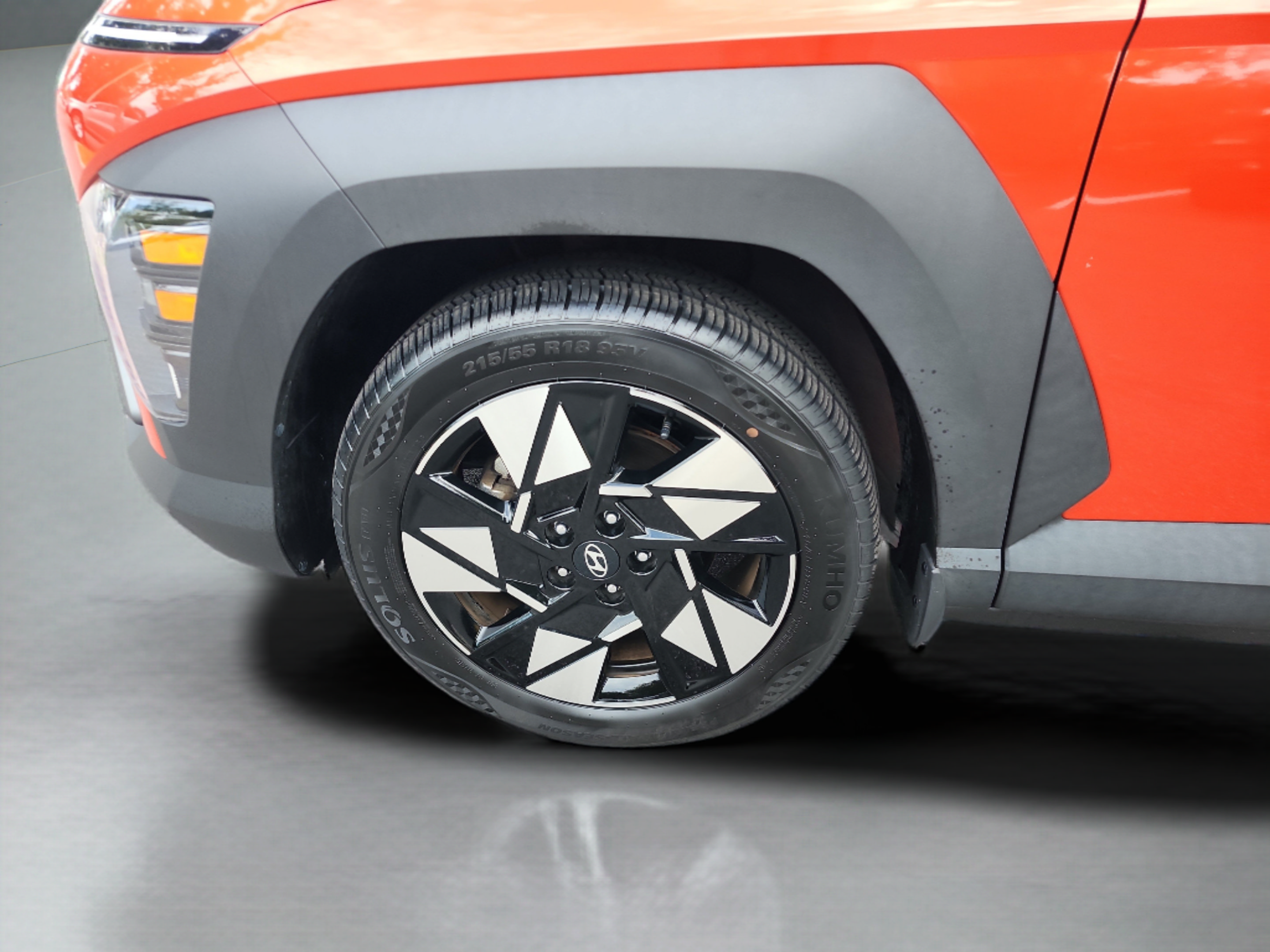 Certified 2024 Hyundai Kona SEL w/ Convenience Package FWD image 29