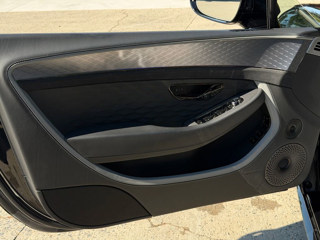 Used 2025 Bentley Continental GT Speed image 14