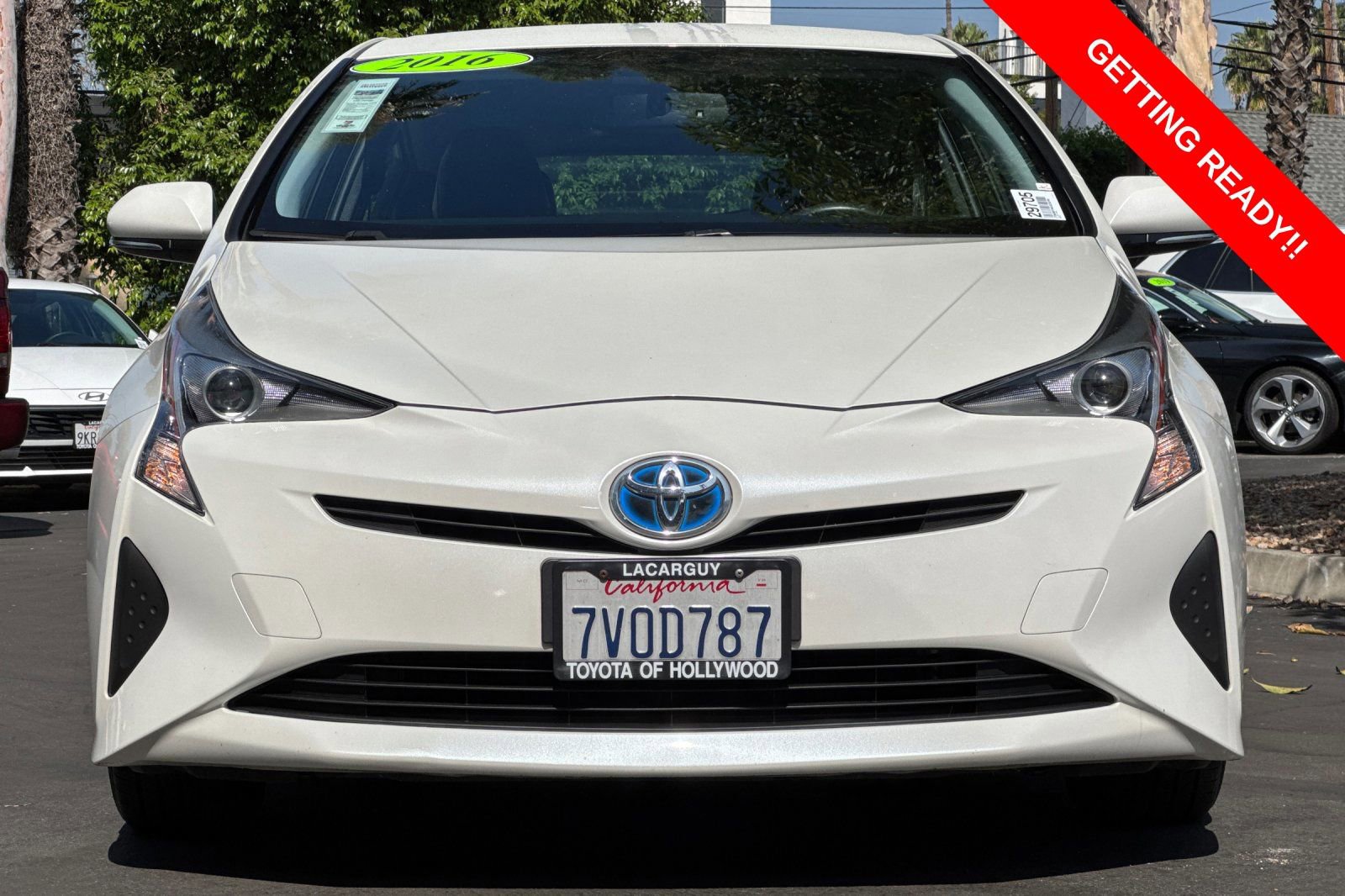 Used 2016 Toyota Prius Four image 9
