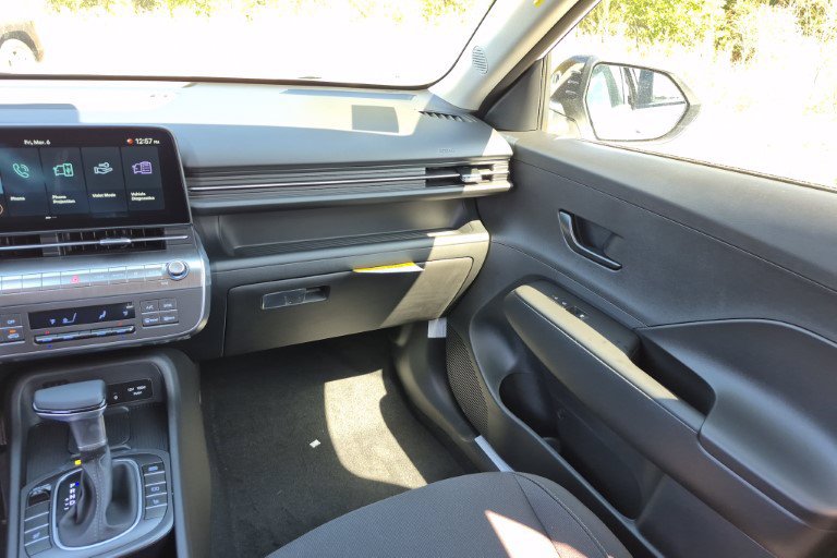 New 2027 Hyundai Kona SEL Sport FWD image 20
