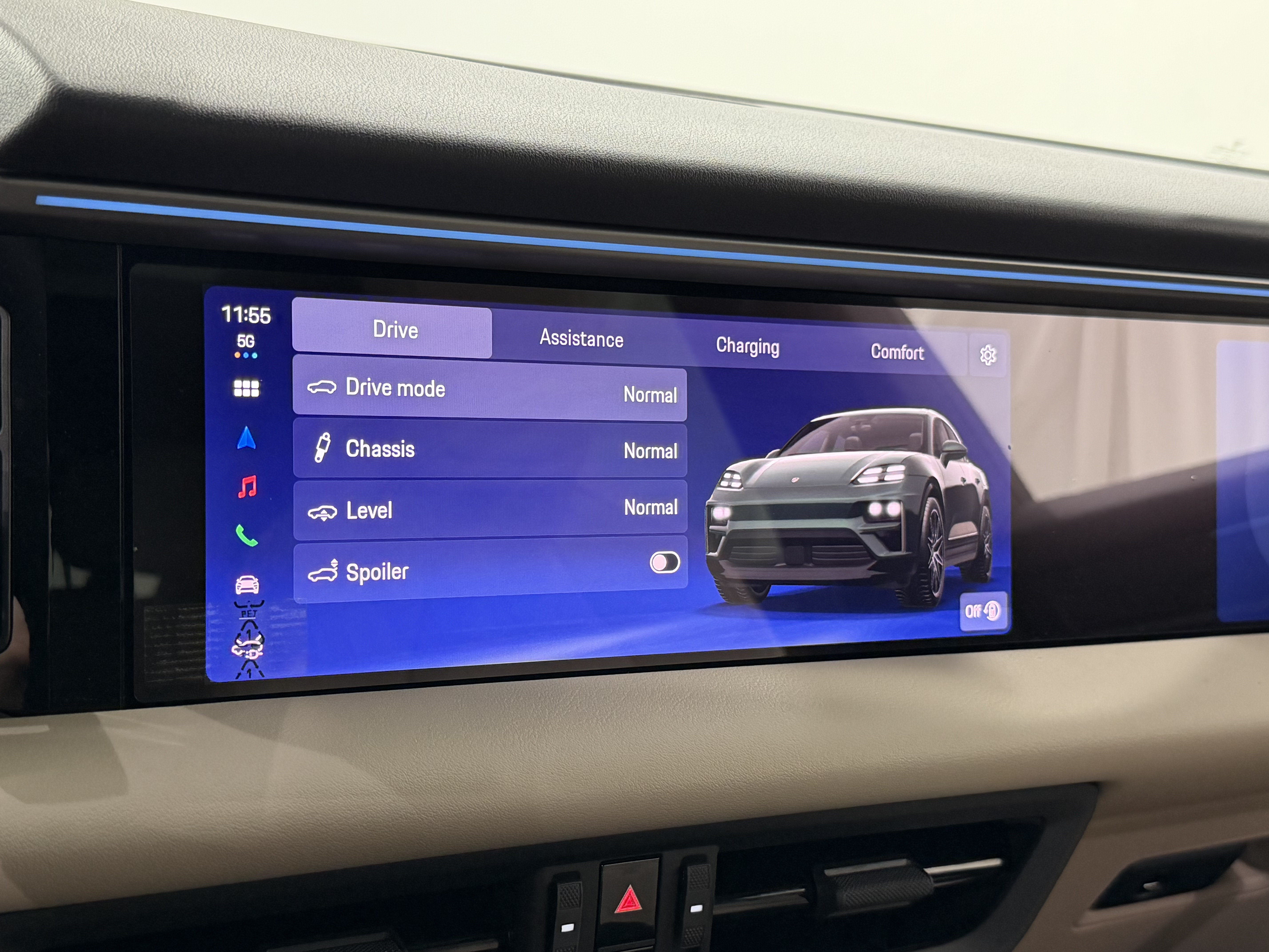 New 2026 Porsche Macan 4 Electric AWD/4WD image 41