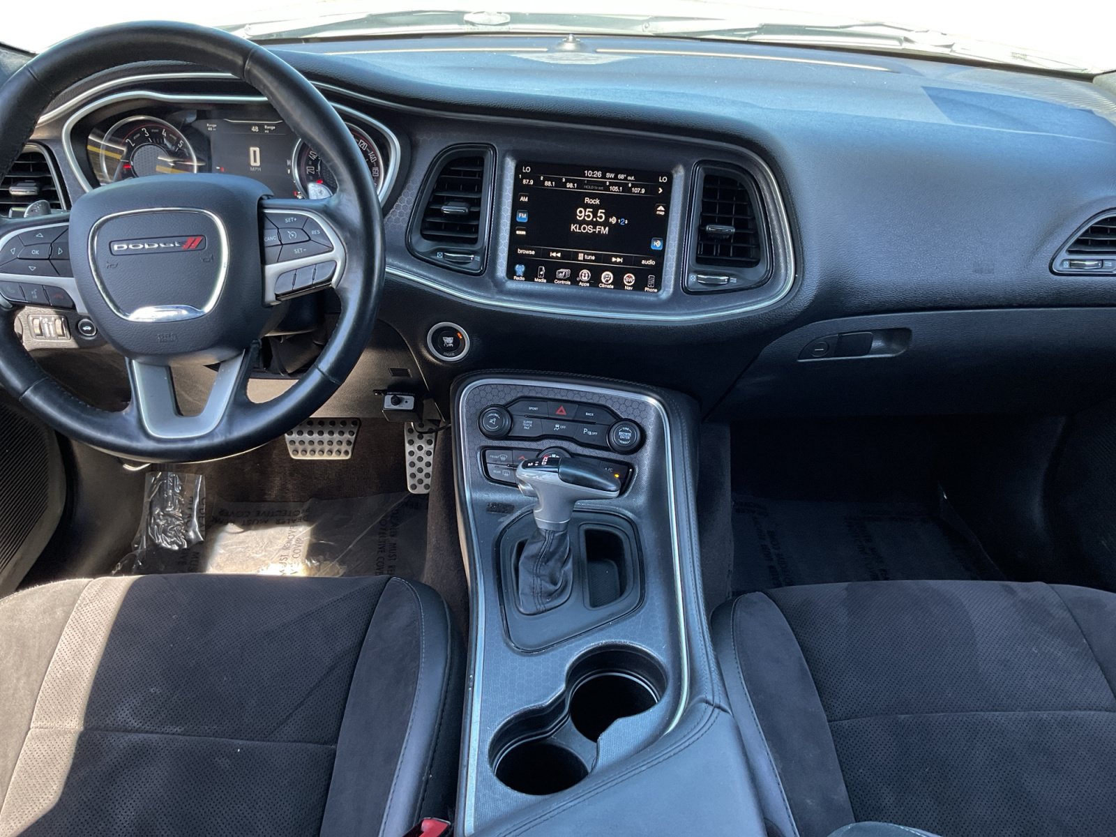 Used 2016 Dodge Challenger R/T Scat Pack w/ Leather Interior Group RWD image 9