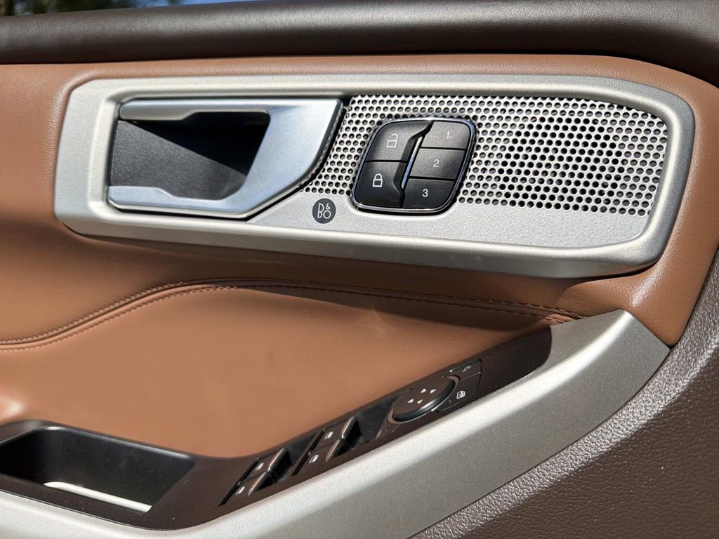 Used 2023 Ford Explorer King Ranch w/ Class IV Trailer Tow Package image 30