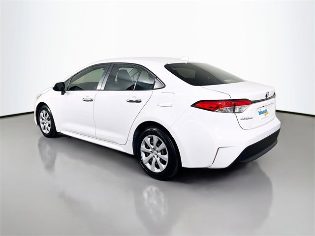 Used 2023 Toyota Corolla LE image 7
