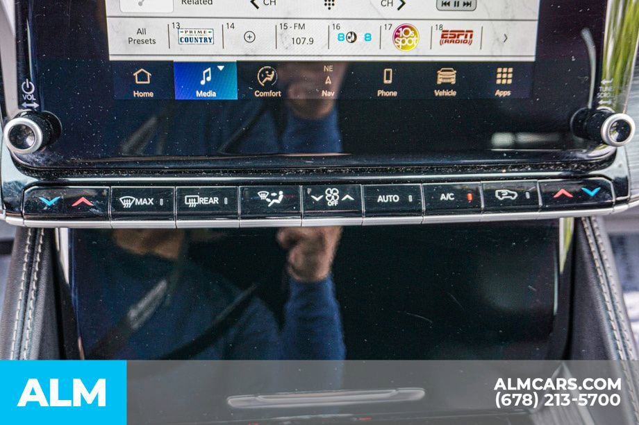 Used 2023 Jeep Wagoneer Series II image 43