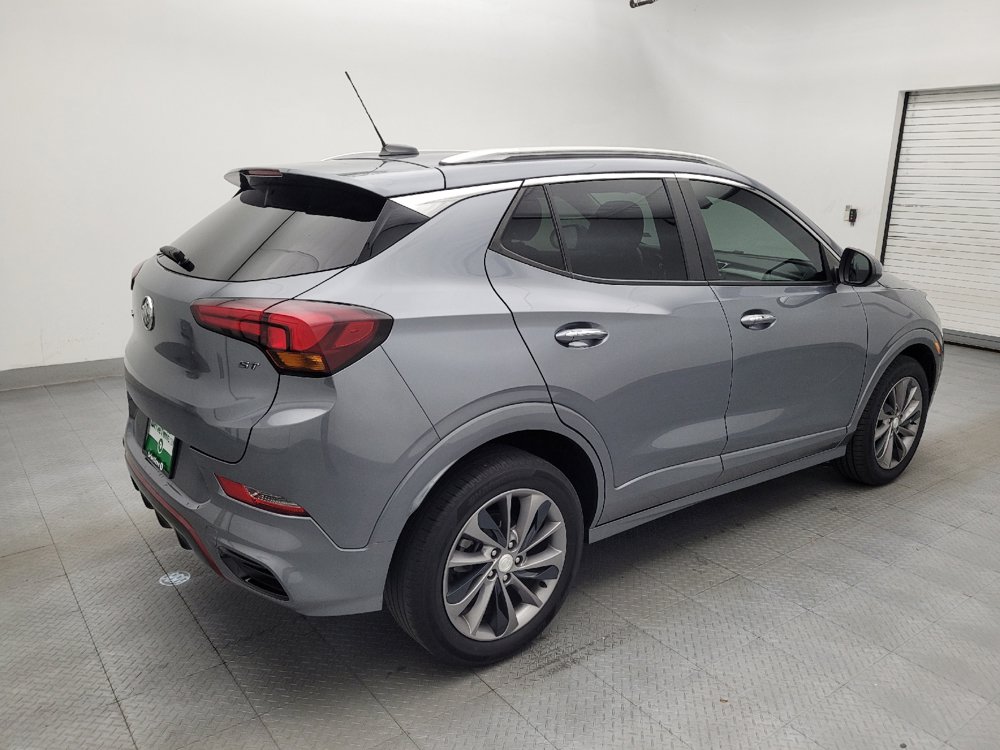 Used 2022 Buick Encore GX Select w/ Sport Touring Package FWD image 9