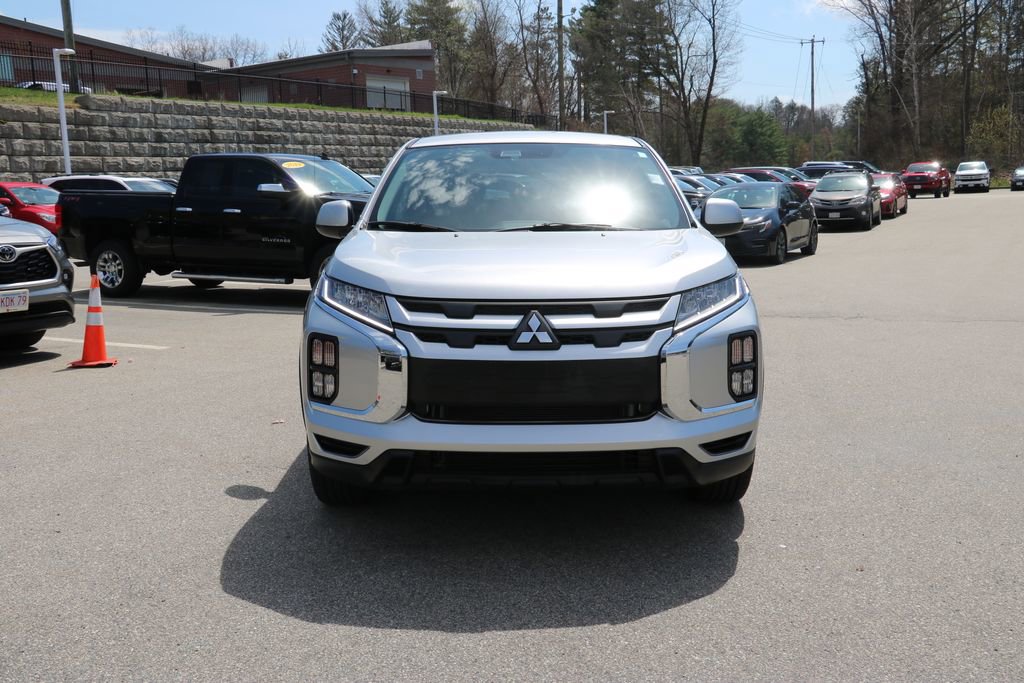 Used 2025 Mitsubishi Outlander Sport ES AWD/4WD image 2