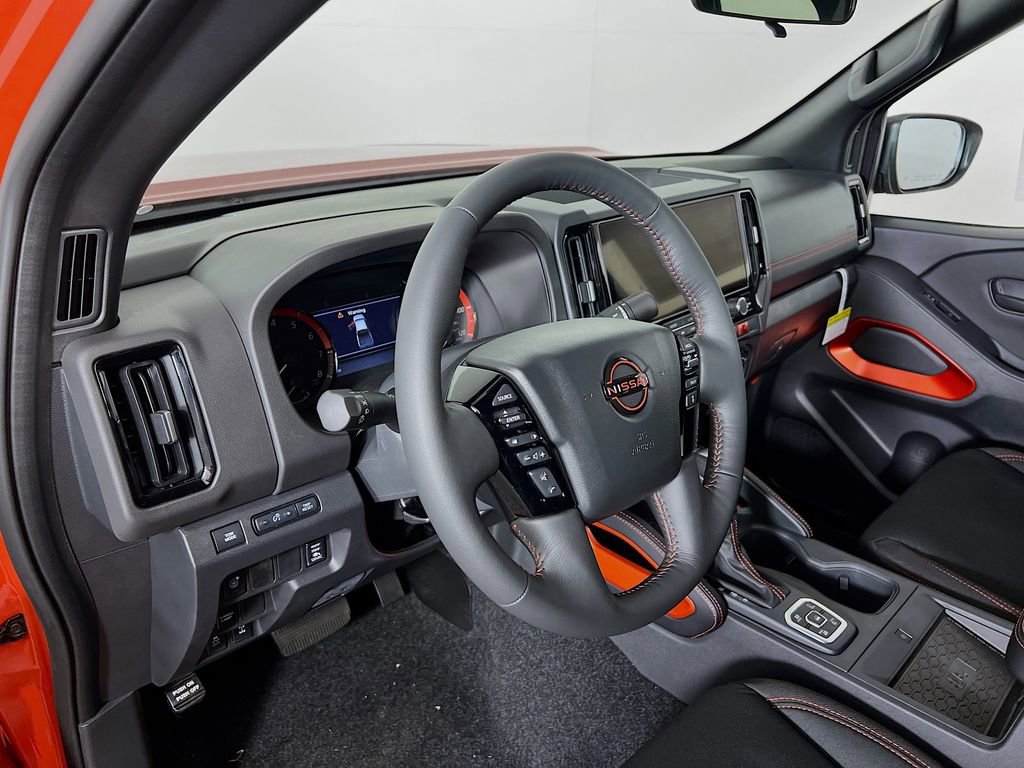 New 2026 Nissan Frontier PRO-4X w/ Pro-4x Convenience Package image 9