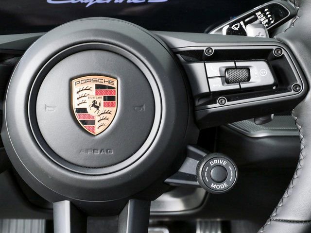 New 2026 Porsche Cayenne S image 11