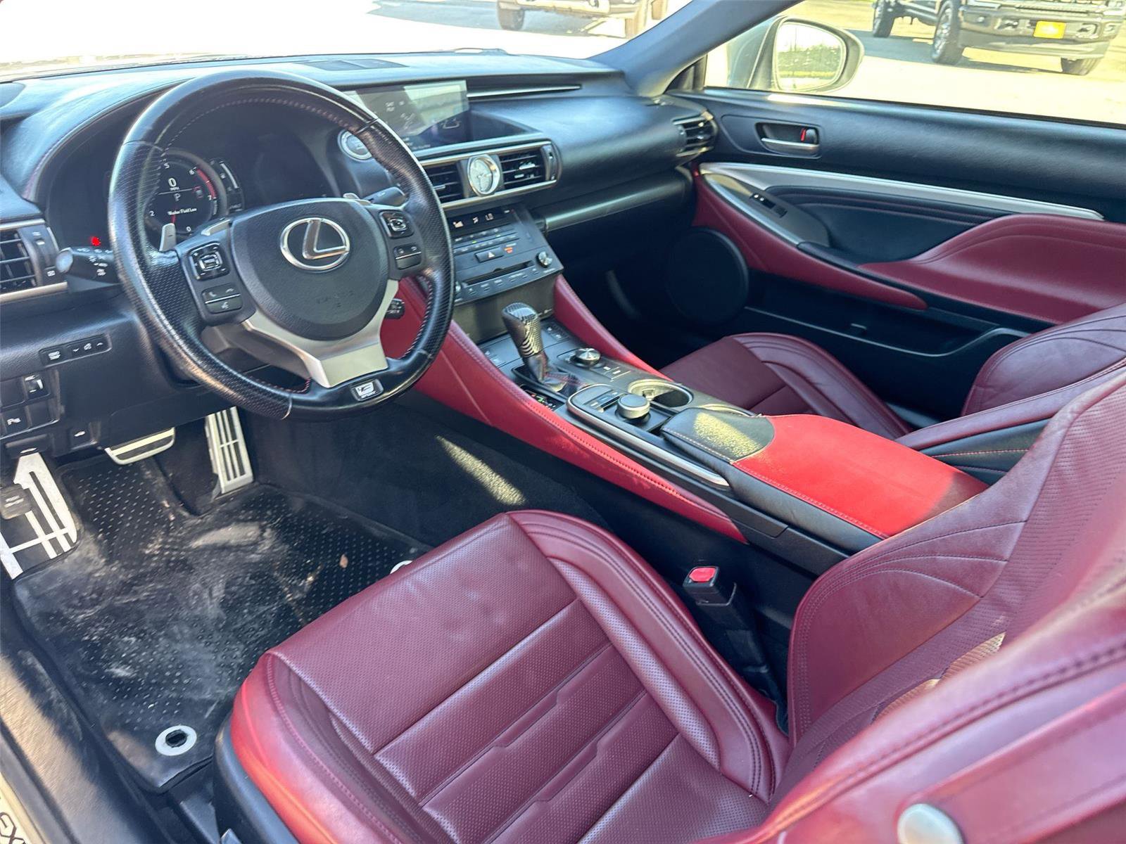 Used 2017 Lexus RC 200t F Sport image 4