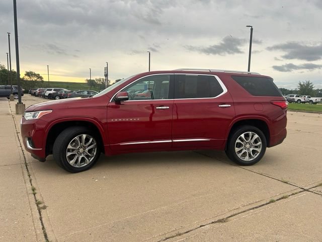 Used 2020 Chevrolet Traverse Premier FWD image 4