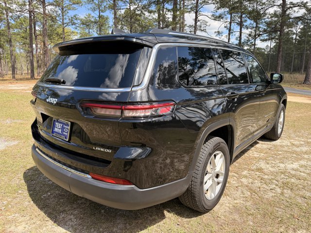 Used 2023 Jeep Grand Cherokee L Laredo image 5