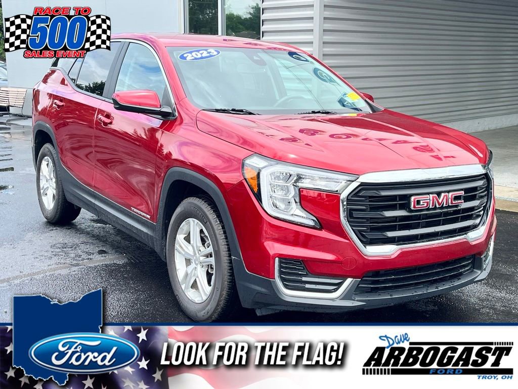 Used 2023 GMC Terrain SLE FWD image 1