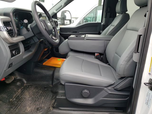 New 2026 Ford F550 4x4 Supercab Super Duty image 12