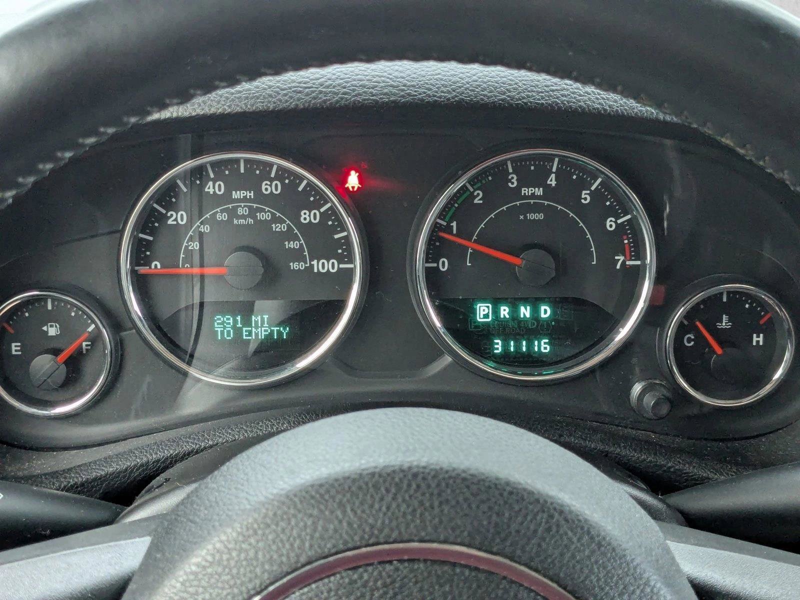 Used 2014 Jeep Wrangler Sport AWD/4WD image 3