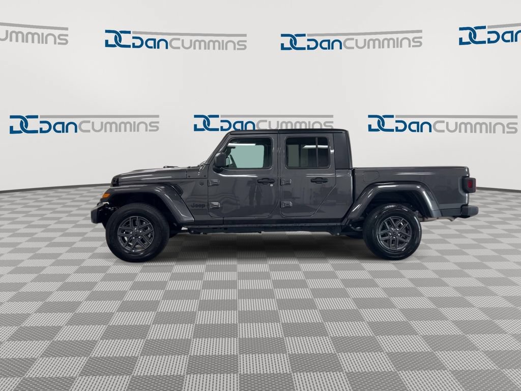 New 2026 Jeep Gladiator Sport AWD/4WD image 5